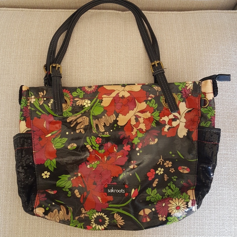 Sakroots handbag with side pocket sequins